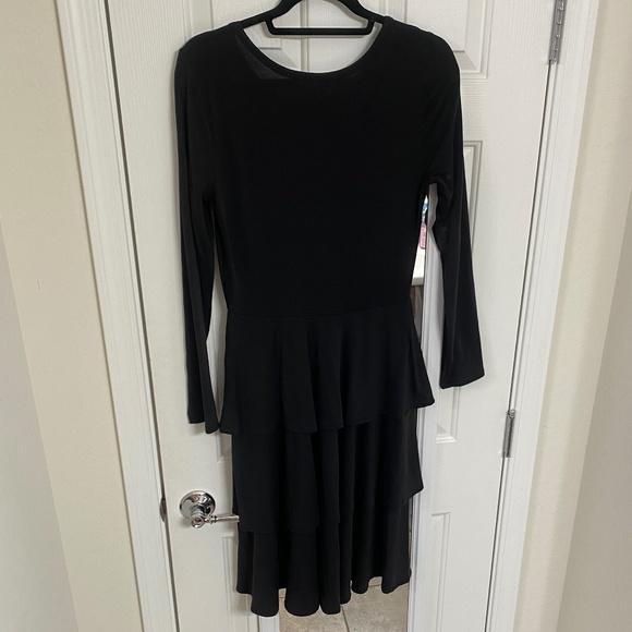 Gently Used - LulaRoe Georgia Long Sleeve Dress (M) - Picture 2 of 5